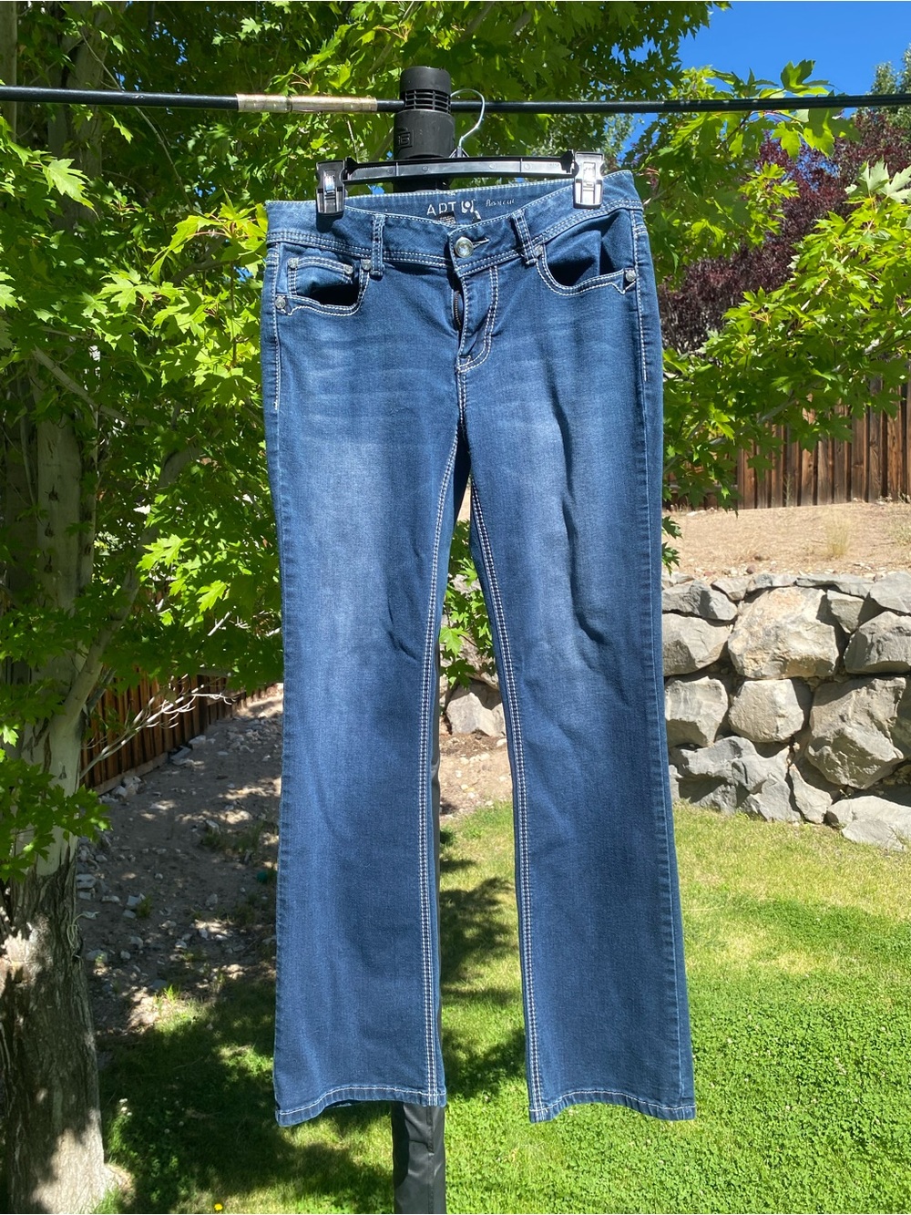 Apt. 9 Women's Blue Wide-Leg Jeans